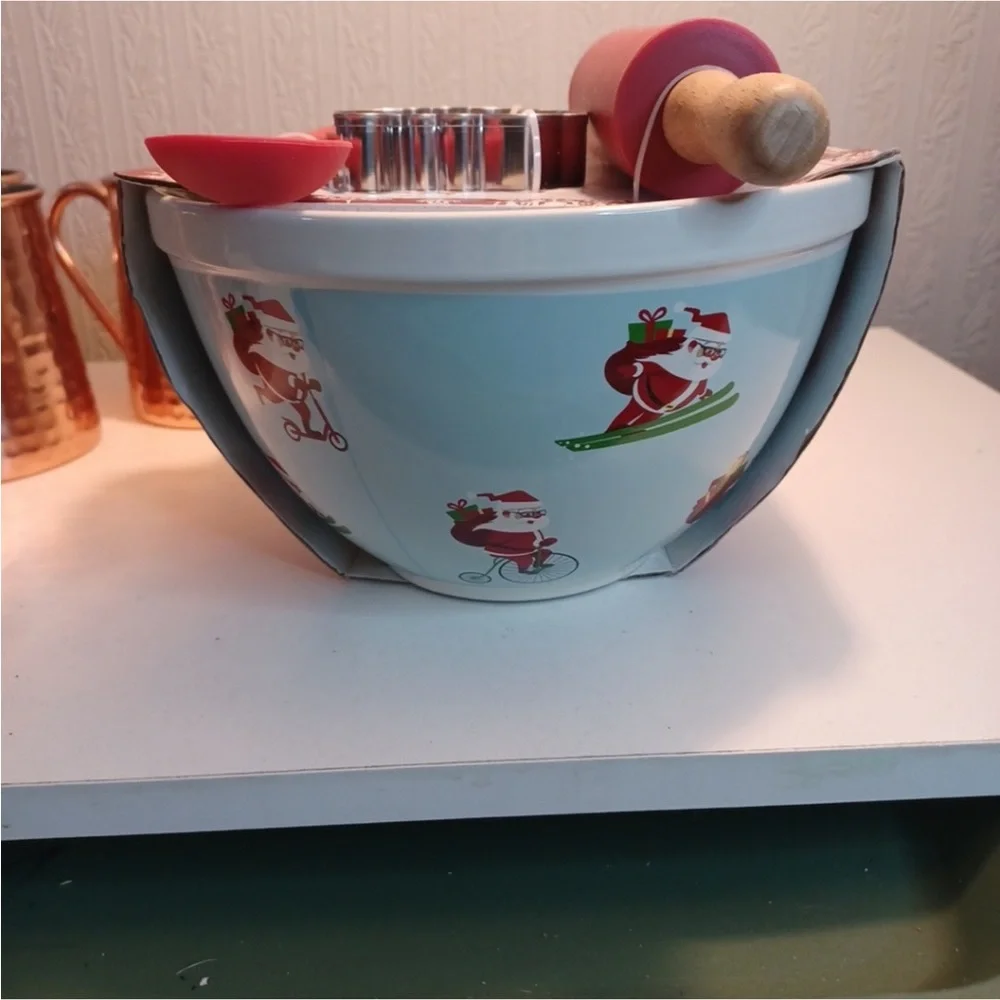 Festive Santa Mixing Bowl Set with Utensils - Picture 2 of 7